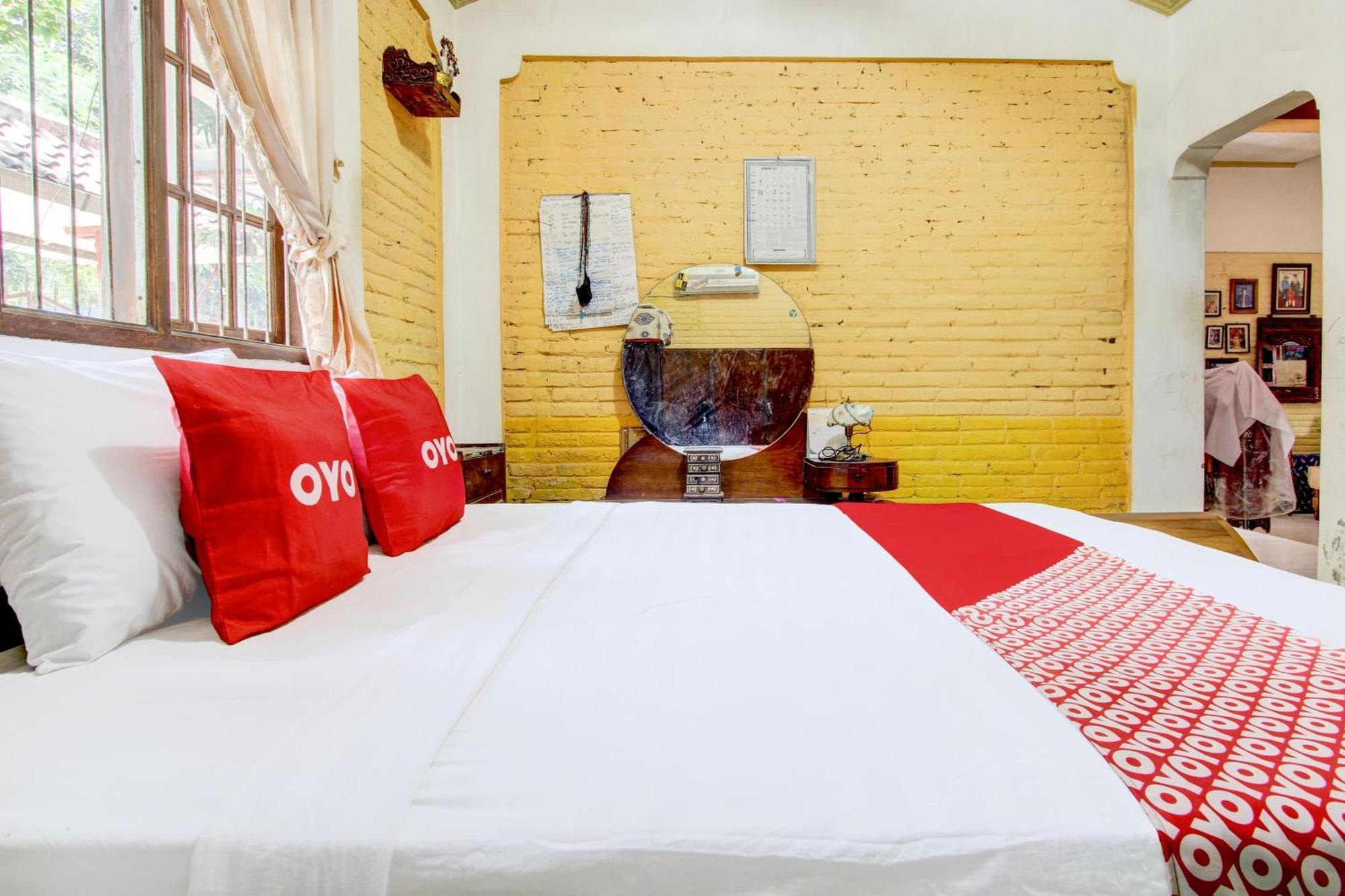 Oyo 94000 Omah Citra Genia Homestay Ngaglik Kültér fotó